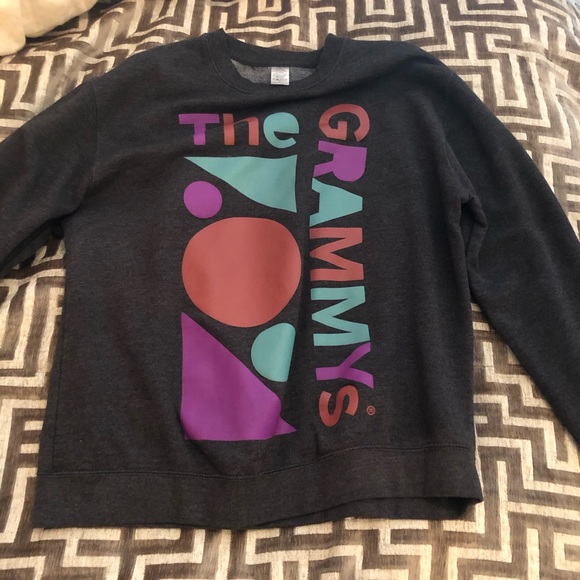 *Official* Grammys Award Ceremony Sweatshirt - Picture 2 of 5
